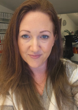 anika-rumrich-groß-250x353